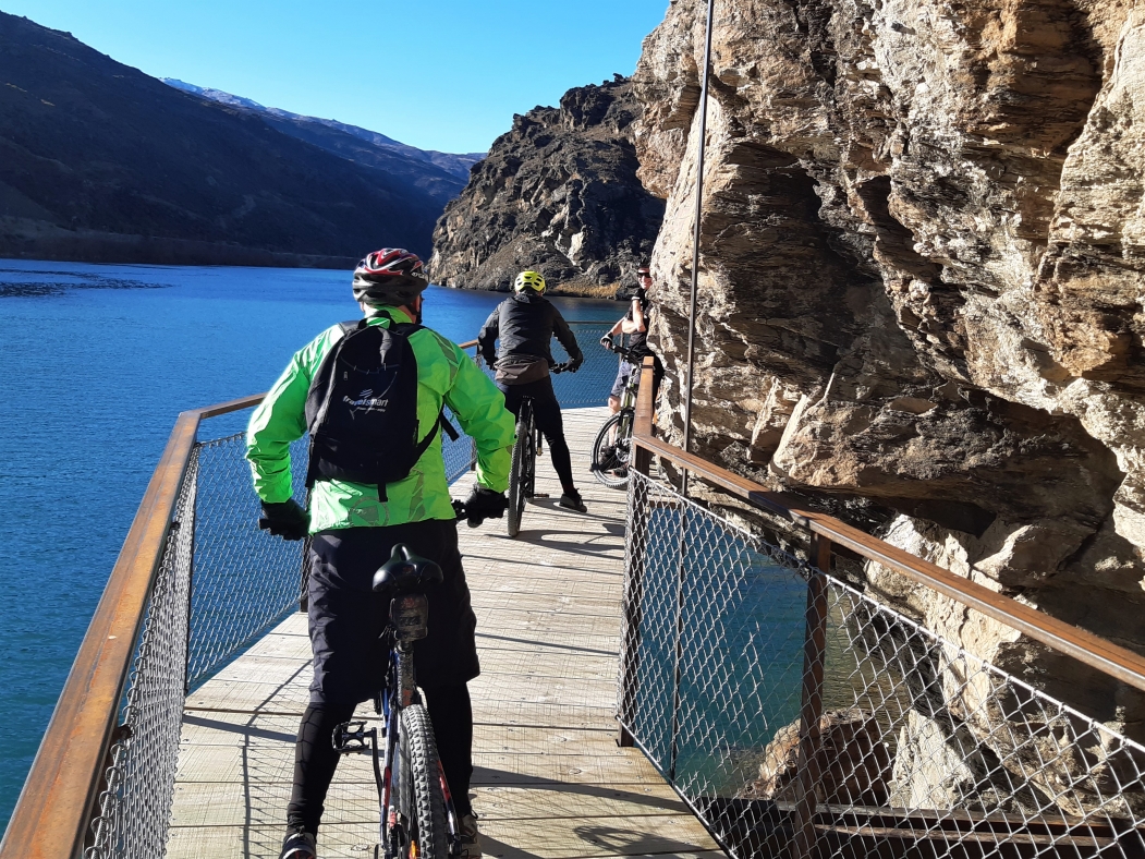 May 15 2021 Dunstan Ride2. Hangin off a cliff image 6ca70bec 62a4 4a3d 80f2 e51d1d433fbc 002